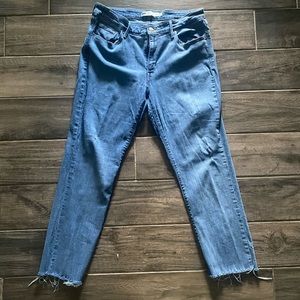 Levis Mid Rise Skinny Jeans
